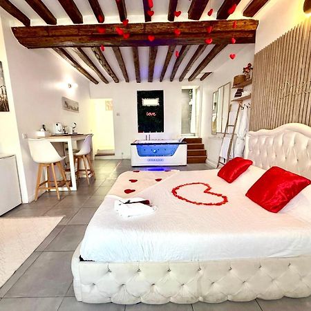 Logement Moderne Avec Jacuzzi Aubervilliers Eksteriør billede