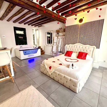 Logement Moderne Avec Jacuzzi Aubervilliers Eksteriør billede
