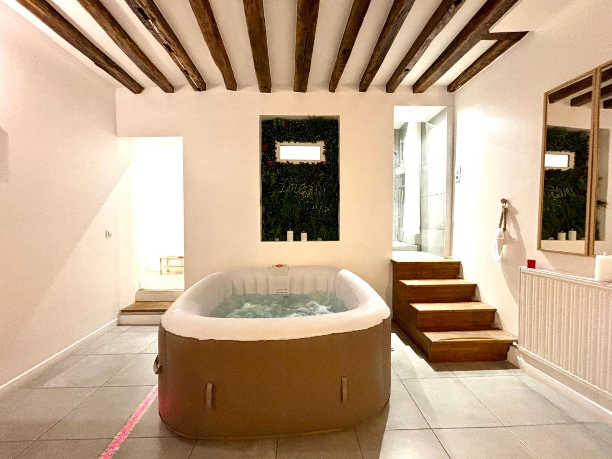 Logement Moderne Avec Jacuzzi Aubervilliers Eksteriør billede